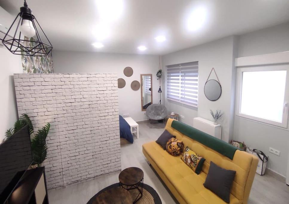 Comfortable Studio In Barrio Salamanca - Bejar มาดริด ภายนอก รูปภาพ